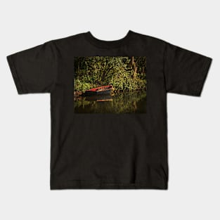 Dinghy On The Oxford Canal Kids T-Shirt